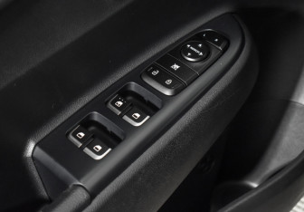 Подержанный автомобиль Kia Rio Sedan 2019 года (11 фото)