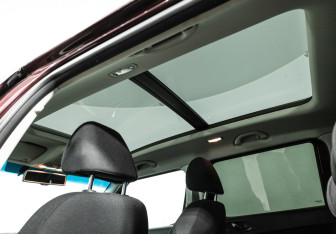 Подержанный автомобиль Skoda Yeti 2010 года (15 фото)