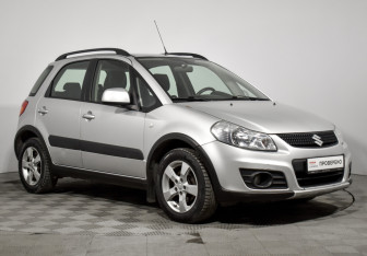 Подержанный автомобиль Suzuki SX4 Hatchback 2012 года (3 фото)