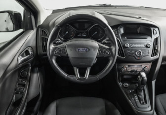 Подержанный автомобиль Ford Focus Wagon 2018 года (11 фото)