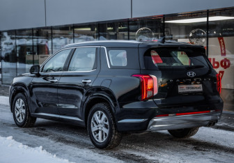 Подержанный автомобиль Hyundai Palisade 2023 года (7 фото)