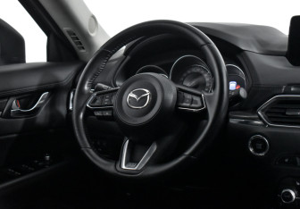 Подержанный автомобиль Mazda CX-5 2020 года (16 фото)