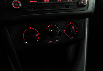 Подержанный автомобиль Volkswagen Polo Sedan 2019 года (15 фото)