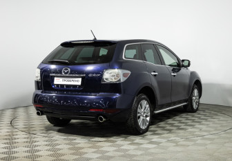 Подержанный автомобиль Mazda CX-7 2010 года (5 фото)