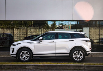 Подержанный автомобиль Land Rover Range Rover Evoque 2019 года (9 фото)