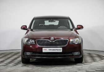 Подержанный автомобиль Skoda Superb Liftback 2014 года (2 фото)