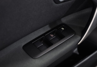 Подержанный автомобиль Nissan Qashqai 2012 года (19 фото)