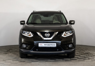 Подержанный автомобиль Nissan X-Trail 2017 года (2 фото)