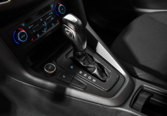 Подержанный автомобиль Ford Focus Hatchback 2015 года (11 фото)