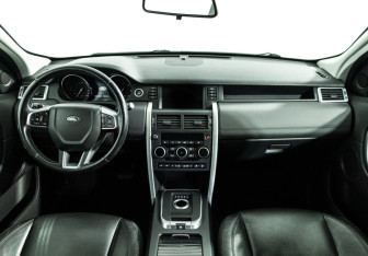 Подержанный автомобиль Land Rover Discovery Sport 2016 года (13 фото)