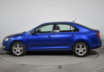 Подержанный автомобиль Skoda Rapid Liftback 2019 года (8 фото)