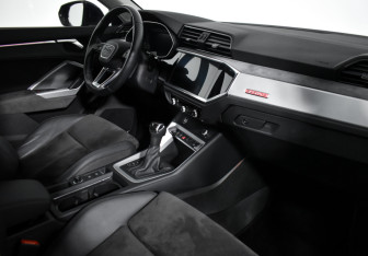 Подержанный автомобиль Audi Q3 Sportback 2020 года (13 фото)