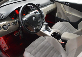 Подержанный автомобиль Volkswagen Passat Wagon 2008 года (10 фото)