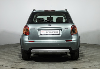 Подержанный автомобиль Suzuki SX4 Hatchback 2012 года (6 фото)