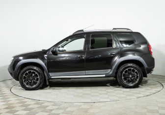 Подержанный автомобиль Renault Duster 2013 года (8 фото)