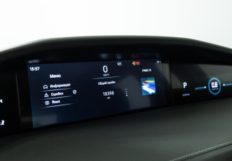 Подержанный автомобиль Changan UNI-K 2022 года (12 фото)