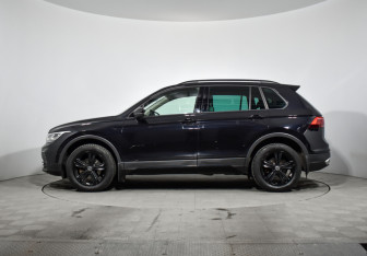 Подержанный автомобиль Volkswagen Tiguan 2021 года (7 фото)