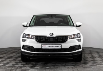 Подержанный автомобиль Skoda Karoq 2021 года (2 фото)
