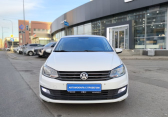 Подержанный автомобиль Volkswagen Polo Sedan 2019 года (2 фото)