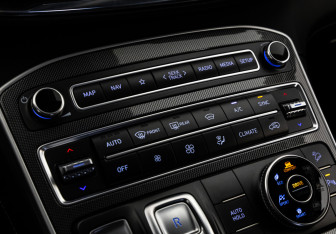 Подержанный автомобиль Hyundai Santa Fe 2022 года (20 фото)