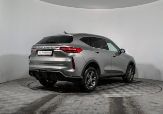 Подержанный автомобиль Haval F7 2024 года (5 фото)