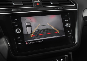 Подержанный автомобиль Volkswagen Tiguan 2018 года (16 фото)