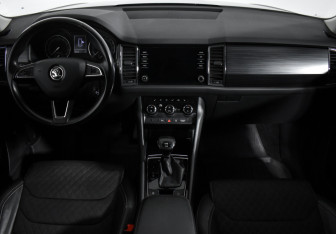 Подержанный автомобиль Skoda Kodiaq 2019 года (15 фото)