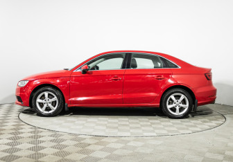 Подержанный автомобиль Audi A3 Sedan 2014 года (8 фото)
