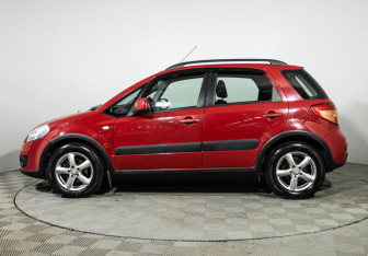Подержанный автомобиль Suzuki SX4 Hatchback 2011 года (8 фото)