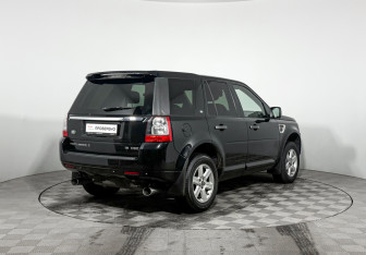Подержанный автомобиль Land Rover Freelander 2012 года (5 фото)