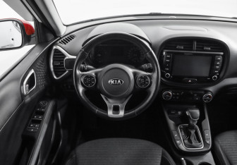 Подержанный автомобиль Kia Soul 2021 года (11 фото)
