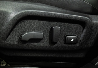 Подержанный автомобиль Subaru Legacy Sedan 2018 года (17 фото)