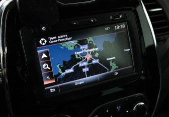 Подержанный автомобиль Renault Kaptur 2016 года (16 фото)