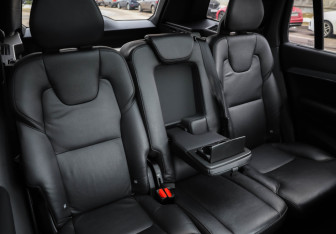 Подержанный автомобиль Volvo XC90 2019 года (29 фото)