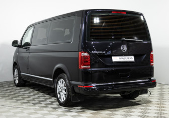 Подержанный автомобиль Volkswagen Caravelle 2019 года (7 фото)