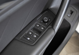 Подержанный автомобиль Volkswagen Tiguan 2021 года (22 фото)