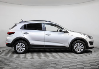 Подержанный автомобиль Kia Rio Hatchback 2019 года (4 фото)