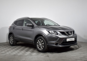 Подержанный автомобиль Nissan Qashqai 2017 года (3 фото)