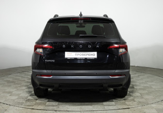 Подержанный автомобиль Skoda Karoq 2021 года (6 фото)