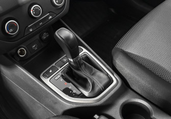 Подержанный автомобиль Hyundai Creta 2019 года (11 фото)