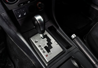 Подержанный автомобиль Mazda 3 Sedan 2007 года (11 фото)