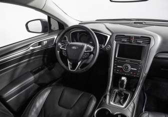 Подержанный автомобиль Ford Mondeo Sedan 2017 года (9 фото)