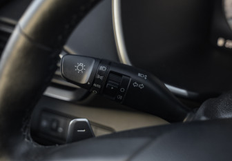 Подержанный автомобиль Hyundai Santa Fe 2021 года (20 фото)