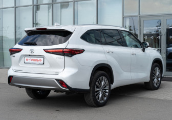 Новый Toyota Highlander 2026 (3 фото)