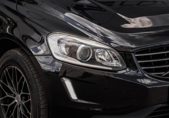 Подержанный автомобиль Volvo XC60 2013 года (10 фото)