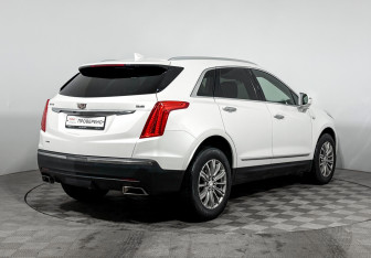Подержанный автомобиль Cadillac XT5 2017 года (5 фото)