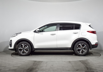 Подержанный автомобиль Kia Sportage 2018 года (8 фото)