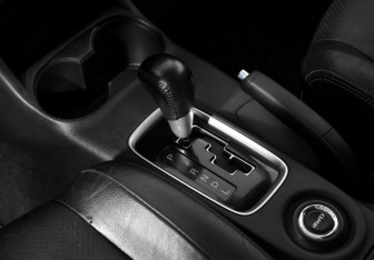 Подержанный автомобиль Mitsubishi Outlander 2013 года (11 фото)