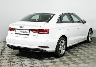 Подержанный автомобиль Audi A3 Sedan 2018 года (5 фото)