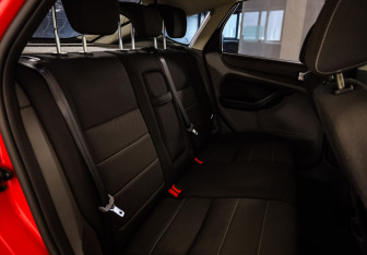 Подержанный автомобиль Ford Focus Hatchback 2010 года (17 фото)